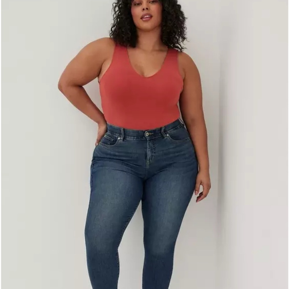 Torrid Dark blue bombshell skinny jeans